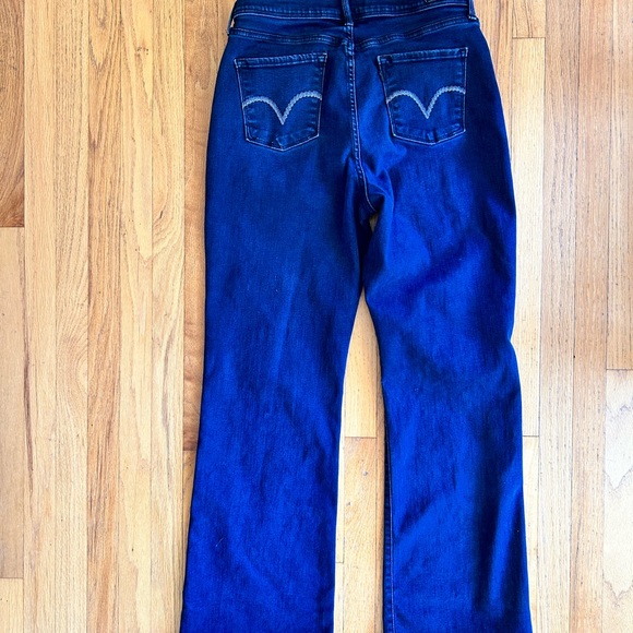 Levi’s 512 bootcut jeans - Picture 2 of 5